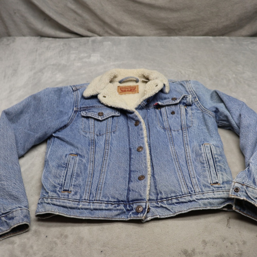 Levis Jacket Women Small‎ Light Wash Trucker Sherpa Lined Denim Casual Rugged